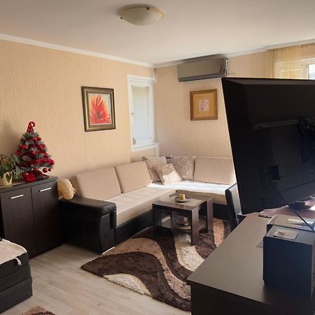 Studio Apartment For Rent In Budva Exterior foto